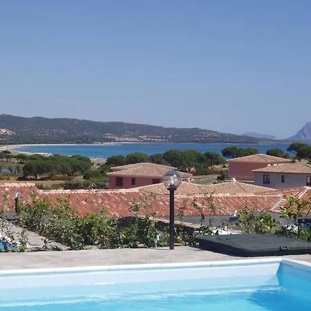 Sleeps 6 Pool Air Con Wifi Villa